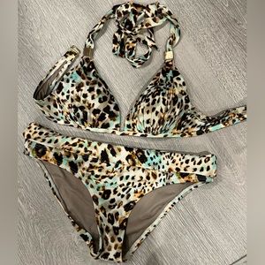 Victorias Secret leopard bikini